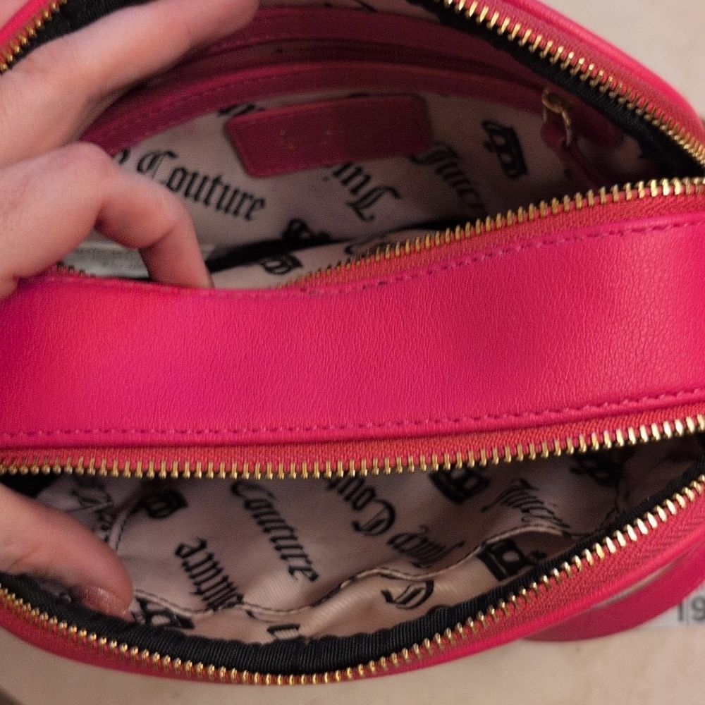 Juicy Couture "Girl Only" Quilted Hot Pink Crossbody With Cute Charms - Picture 9 of 14